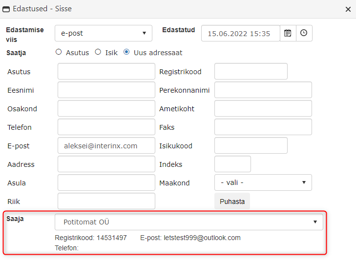 Saaja e-posti aadressi lisamine Edastused paneelis